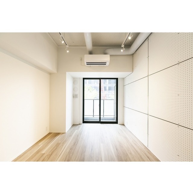 居室・リビング　居室※別部屋参考写真