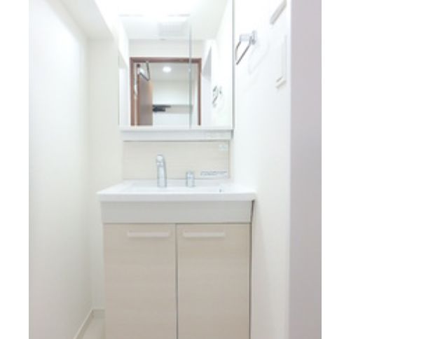 洗面設備　独立洗面化粧台付き