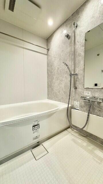 バス・シャワールーム　※701号室内写真