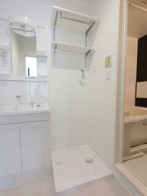 その他　洗濯機置場には防水パンを設置！水漏れも安心です◎