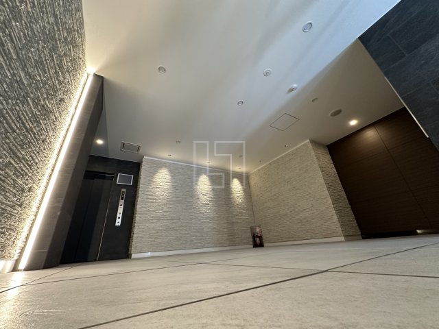 ロビー　エスリード大阪ドームCERCA　ロビー