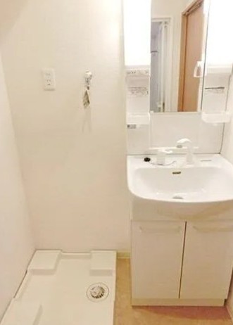 洗面設備　★シャワー付き独立洗面台★