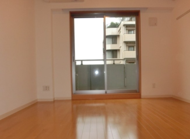 居室・リビング　★家具が置きやすい間取りです★