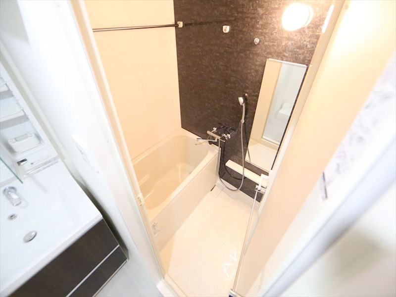 バス・シャワールーム　バスルーム　浴室暖房乾燥機付き