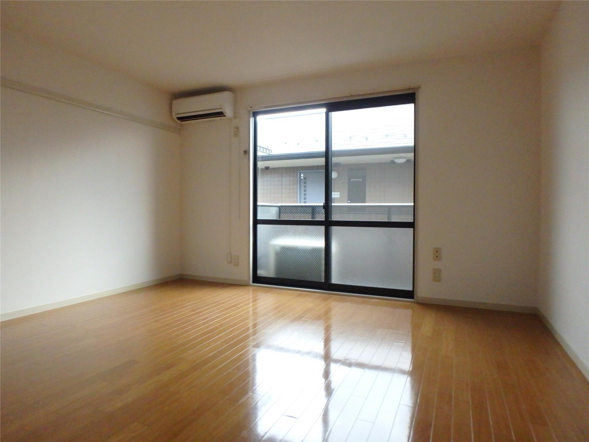 居室・リビング　別室参考写真