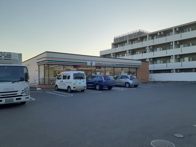 コンビニ　セブンイレブン 府中白糸台店（コンビニ）まで281m