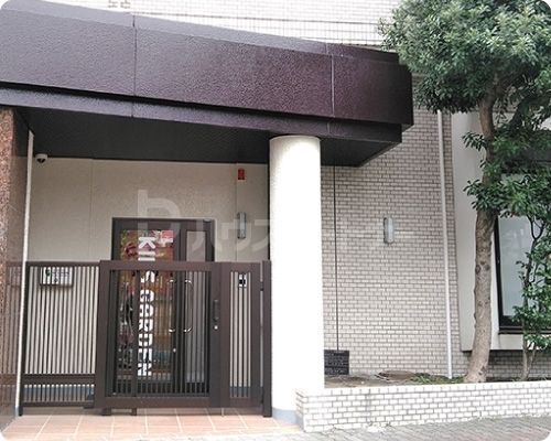 幼稚園・保育園　キッズガーデン足立綾瀬（幼稚園・保育園）まで200m