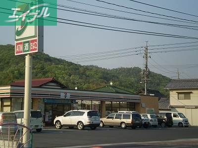 コンビニ　セブンイレブン岡山瀬戸店（コンビニ）まで216m