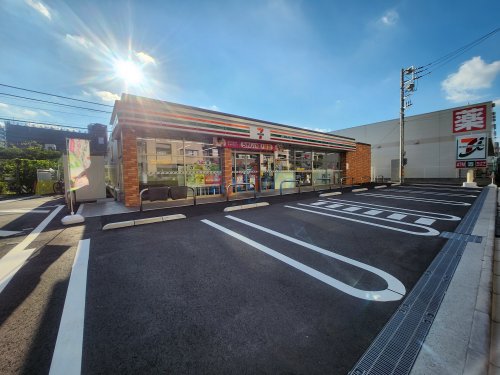 コンビニ　セブンイレブン川崎北谷町店（コンビニ）まで412m