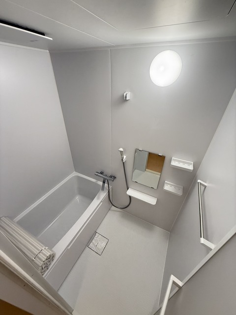 バス・シャワールーム　別部屋参考写真です