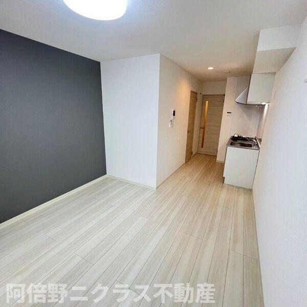 居室・リビング　内装は別のお部屋の参考写真です。