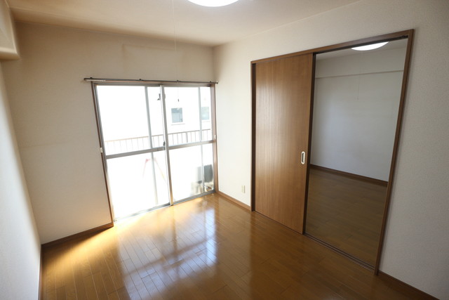 居室・リビング　※写真は他号室です