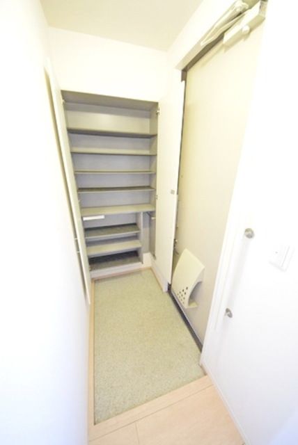 玄関　★★玄関から室内見えない構造