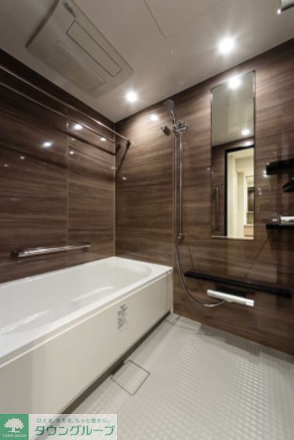 バス・シャワールーム　※写真は同タイプ住戸です。