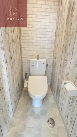 トイレ　シンプルで使いやすいトイレです