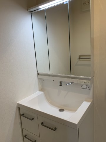 洗面設備　洗髪洗面化粧台※イメージです