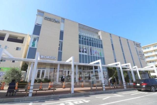 スーパー　阪急オアシス　千里山店（スーパー）まで596m