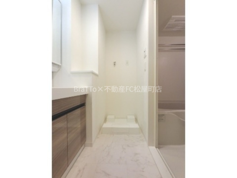 洗面設備　脱衣場