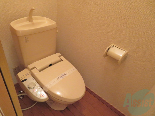 トイレ　トイレにはウォシュレットももちろん付いてますよー