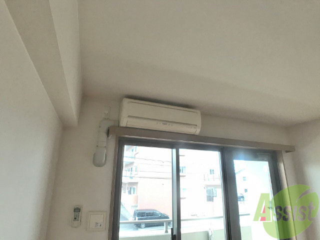 その他設備　あらかじめエアコンがついています。夏も冬も快適ですよ。