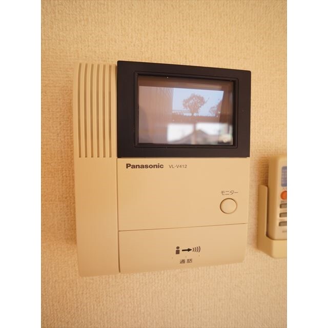 セキュリティ　ＴＶモニターホンで訪問者を確認できます♪