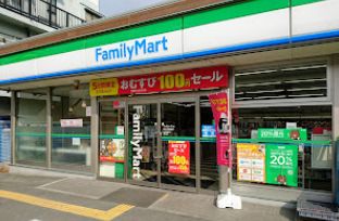 コンビニ　ファミリーマート 桃谷公園前店（コンビニ）まで691m