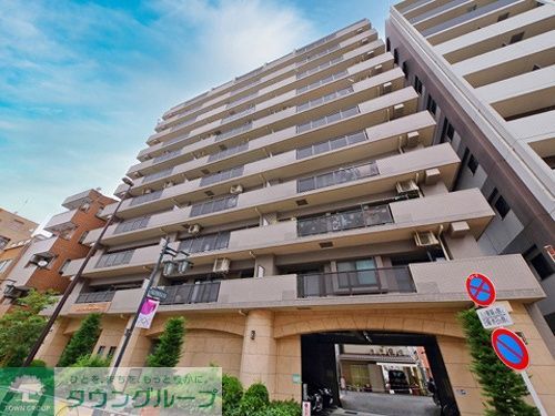 建物外観　建物外観（別角度）