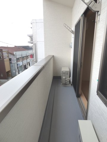 バルコニー　広々としたバルコニーです