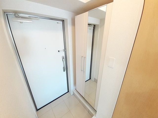 玄関　現状優先