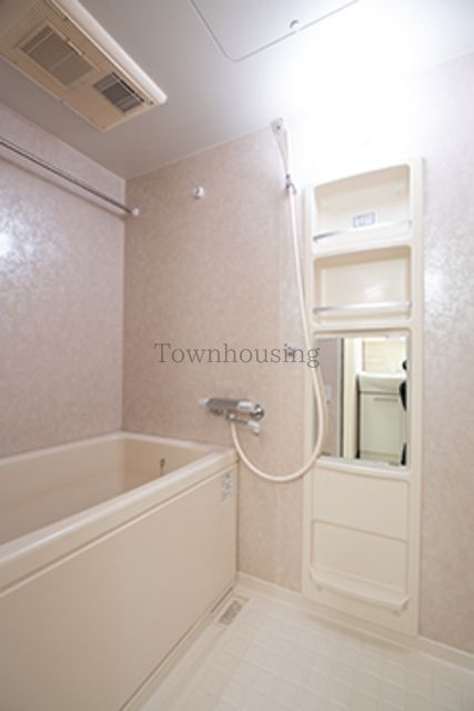 バス・シャワールーム　※写真は同タイプ住戸です。