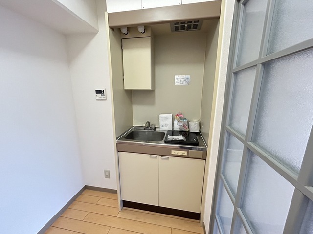 キッチン　※別号室の写真です。