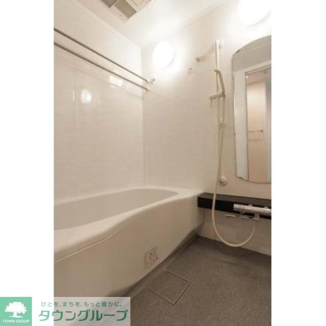 バス・シャワールーム　※写真は同タイプ住戸です。