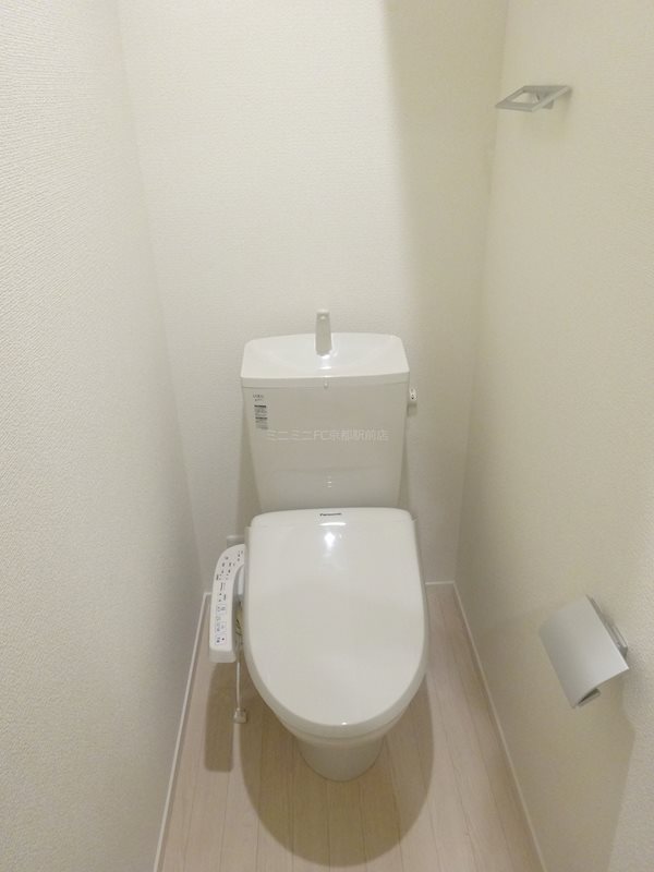 トイレ　205号室の写真