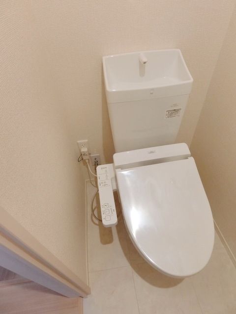 トイレ　☆温水洗浄便座☆