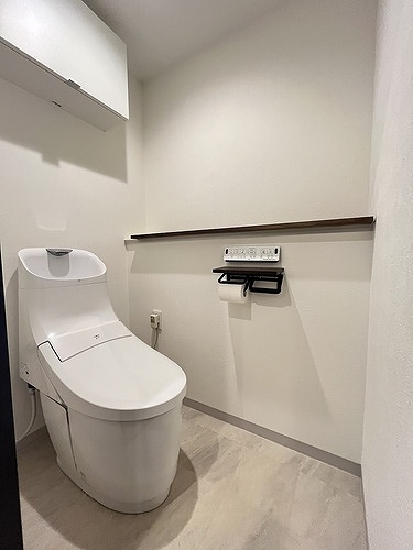トイレ　コンパクトで使いやすいトイレです