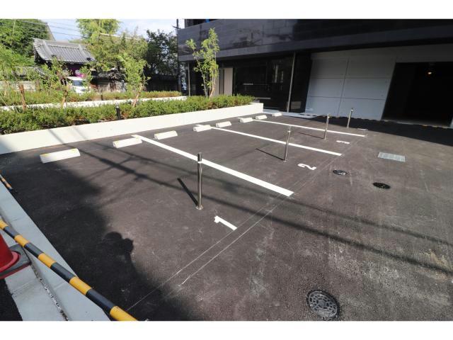 駐車場　駐車場