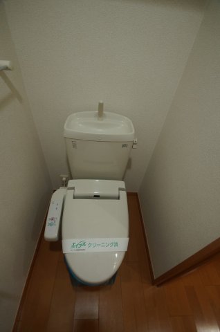 トイレ　シンプルで使いやすいトイレです