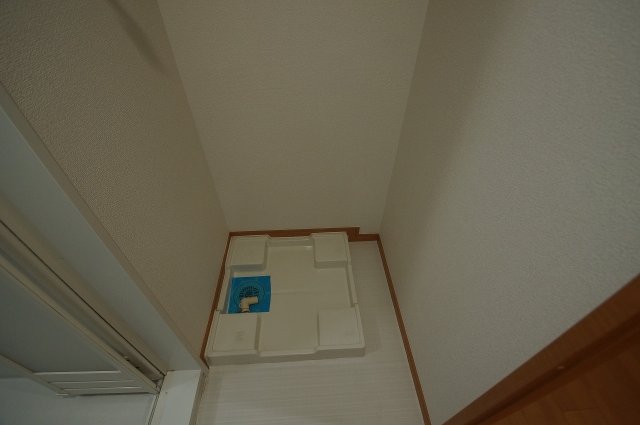 その他設備　防水パン付き洗濯機置場