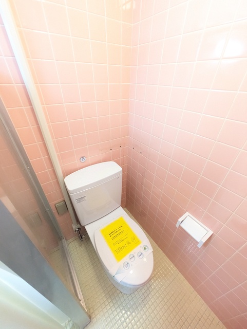 トイレ　◆バストイレ同室タイプです◆