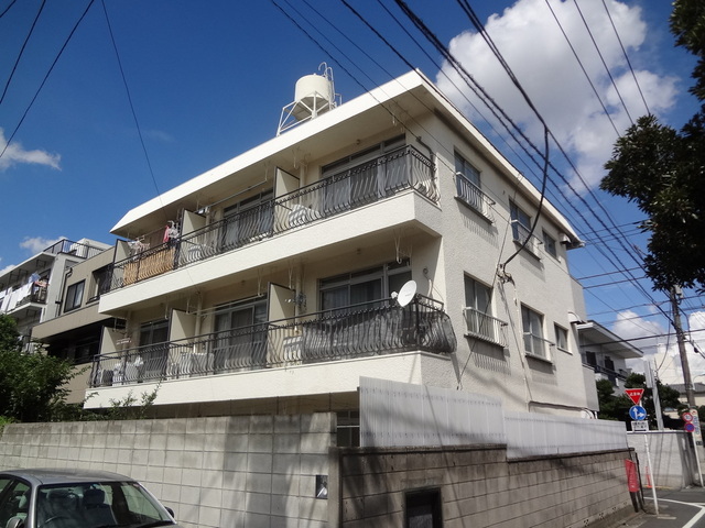建物外観　閑静な住宅街　南向きバルコニー☆