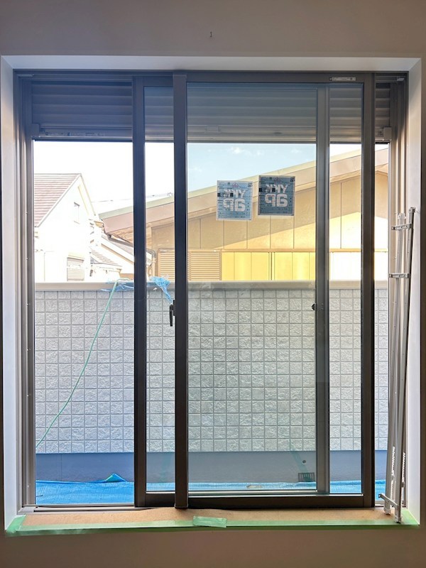 バルコニー　工事中写真になります。