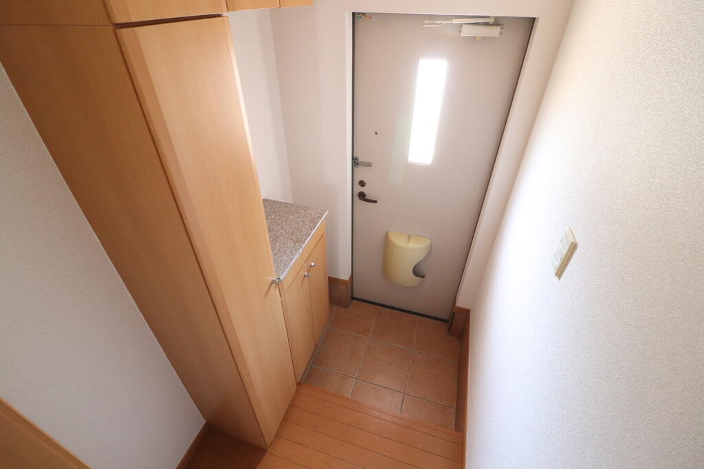 玄関　玄関にはシューズboxも♪