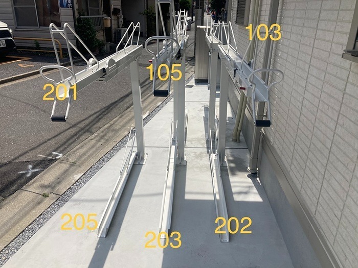 駐車場　駐輪場