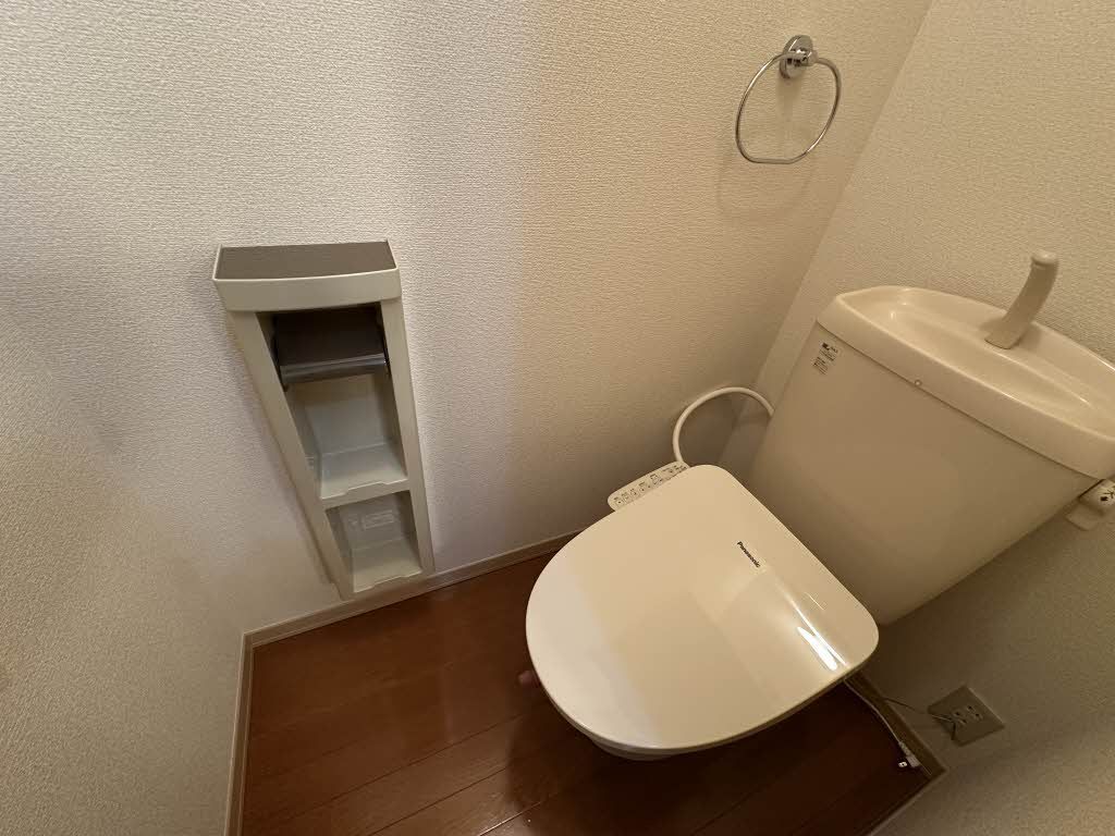 トイレ　トイレ