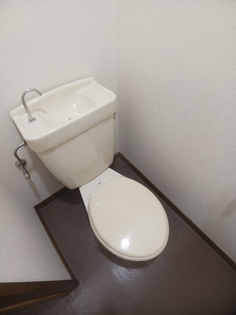 トイレ　トイレ
