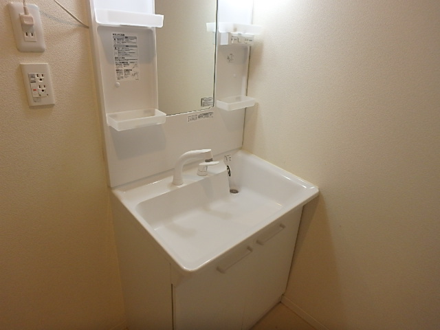 洗面設備　写真は同型イメージです