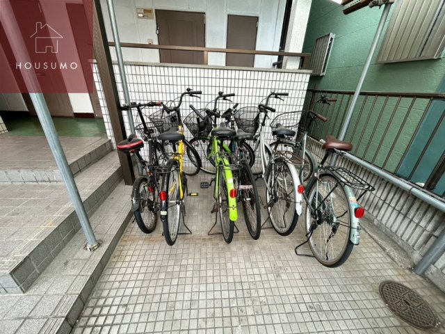 その他共有部分　落ち着いたロビーです