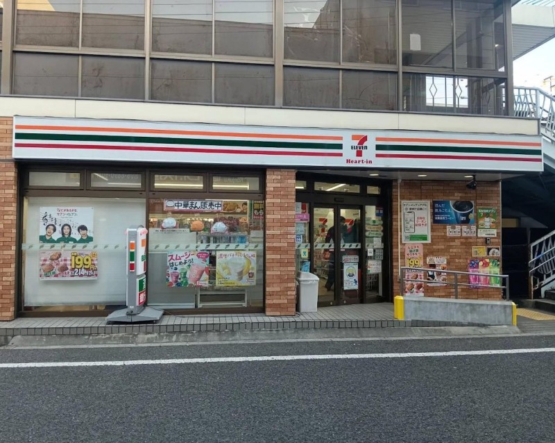 コンビニ　セブンイレブン ハートインJR杉本町駅西口店（コンビニ）まで412m