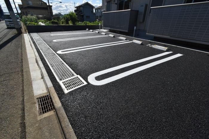 駐車場　駐車場