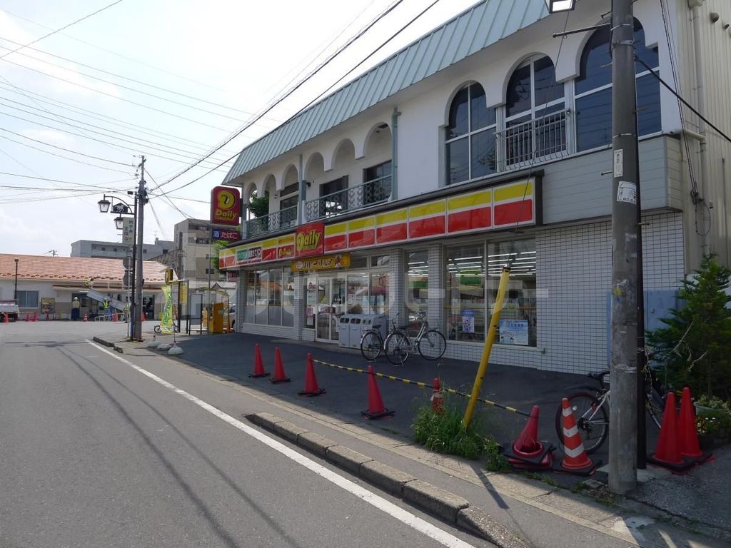 コンビニ　デイリーヤマザキ 豊四季駅前店（コンビニ）まで260m